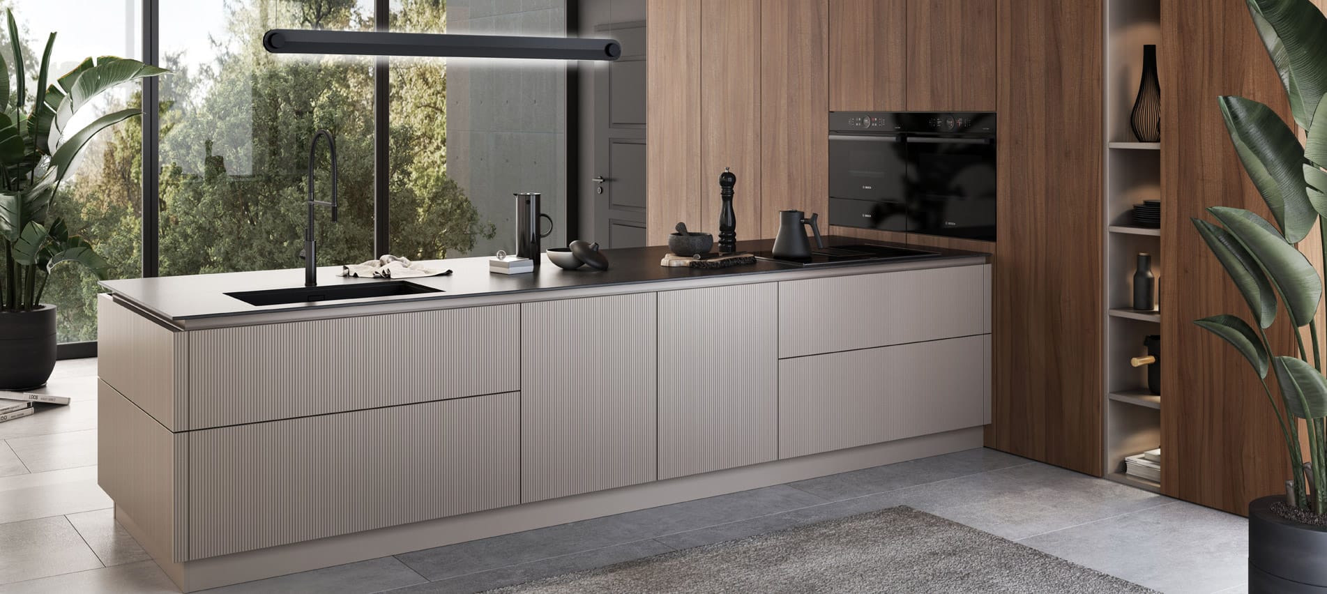 Moderne eilandkeuken met walnoot kleur wandkasten voor een warme uitstraling